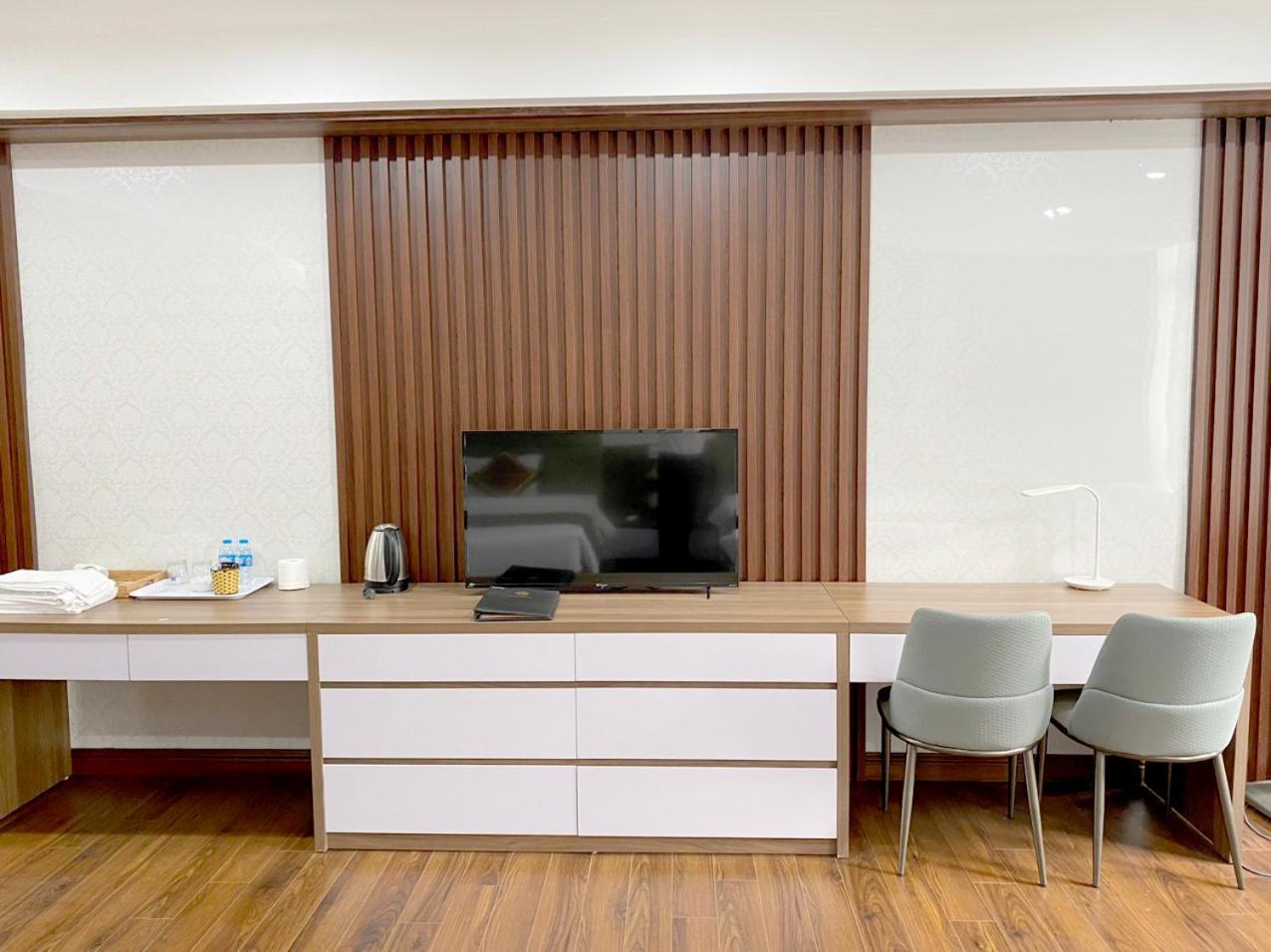 NguyẽN QuyèN Hotel Hanoi Eksteriør bilde