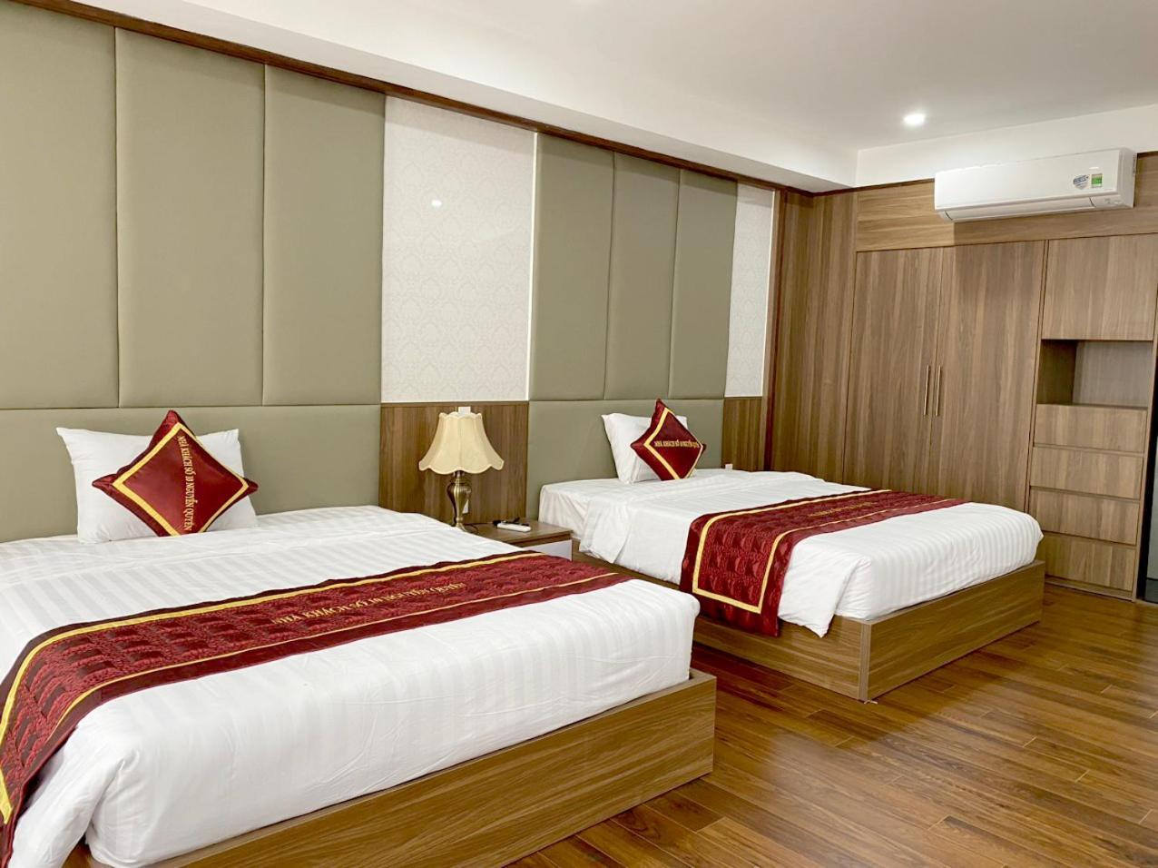 NguyẽN QuyèN Hotel Hanoi Eksteriør bilde