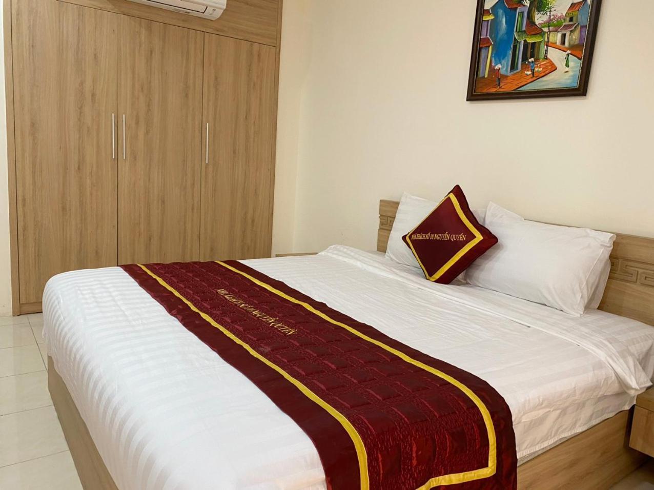 NguyẽN QuyèN Hotel Hanoi Eksteriør bilde