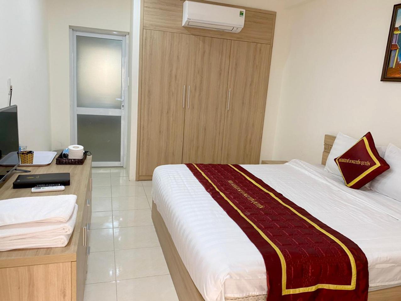 NguyẽN QuyèN Hotel Hanoi Eksteriør bilde